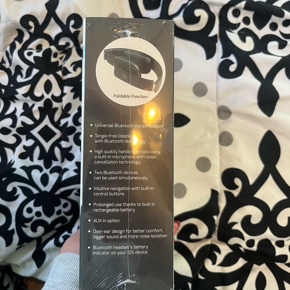 Brand new in package Bluetooth headset - Picture 3 of 4